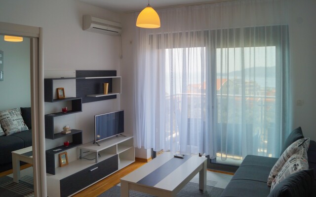 Oliva Apartments