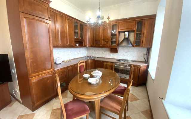 Апартаменты с Видом на Фонтанку