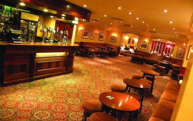 Consort Hotel