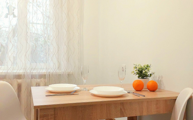 Апартаменты 2х Комнатные на Маршала Конева 4А