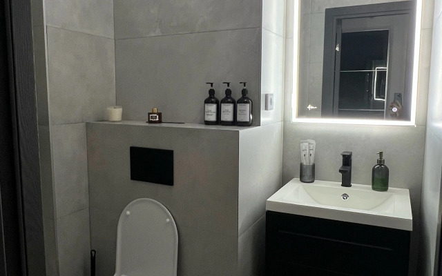 Uyutnaya Studiya Flat Na Sverdlovskoy