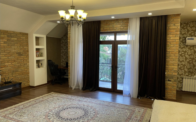 Lite Guest House