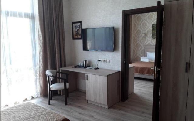 Celentano Mini-Hotel