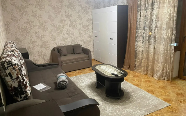 V Gagrakh Flat