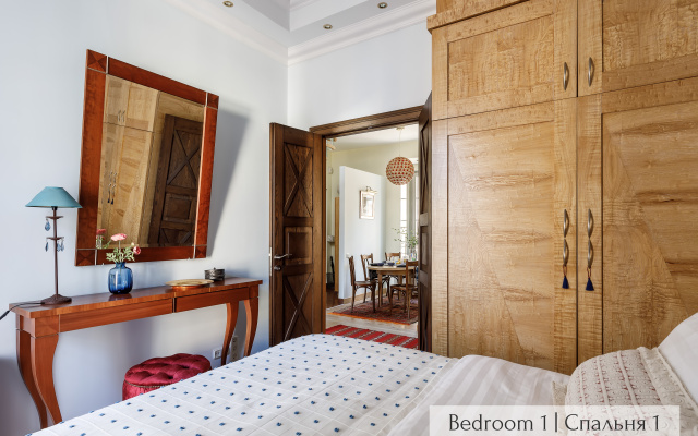 Апартаменты Minin Apartments Богемная Двухуровневая Мансарда 150 кв.м