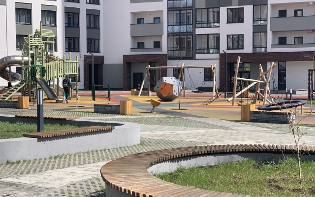 Квартира 8 Марта 202/4