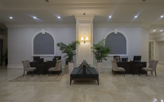 İsfanbul Holiday Home & Suites Hotel