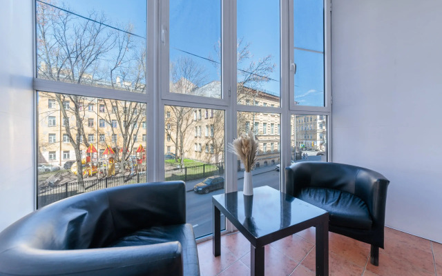 S 3 Spalnyami Na Moiseenko 5 - 8 Chelovek Apartments