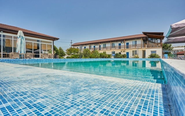Serebryanyij Plyazh Hotel