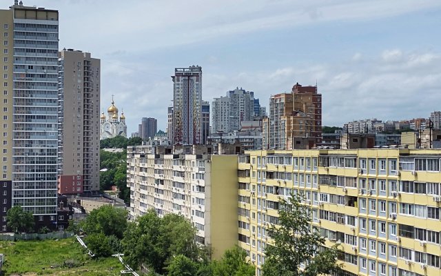 Lyuks Na Pionerskoy 1 Apartments