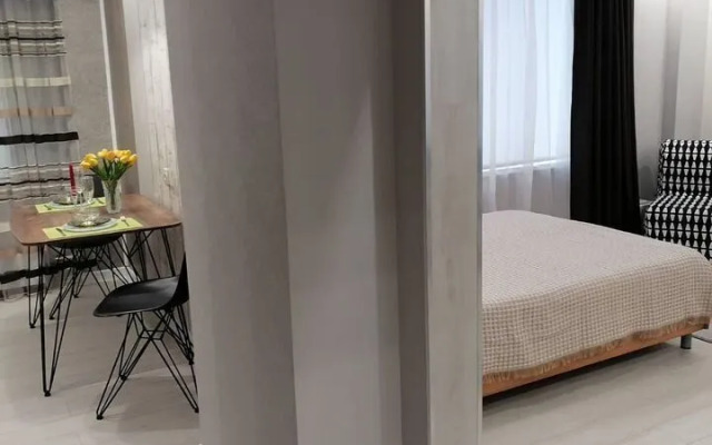 Квартира на Молодёжном Проспекте 6