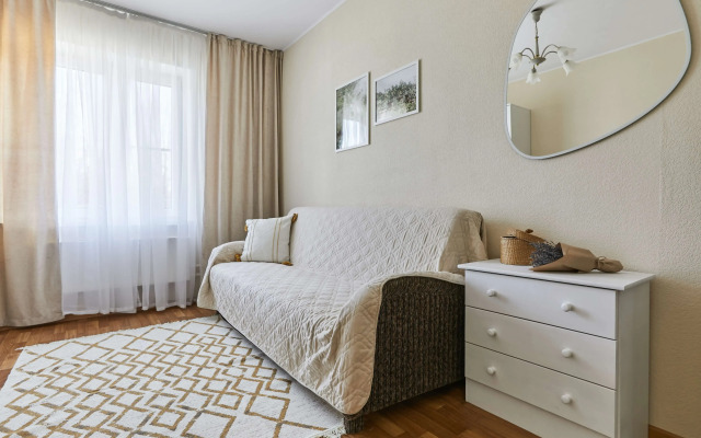 Flatstay Narodnaya 5/2 Apartments