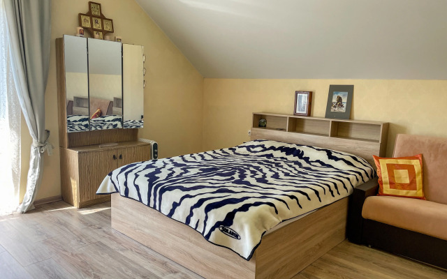 Uyutny Nedaleko Ot Morya Private house