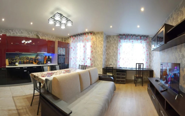 Квартира Большая 2-комнатная рядом с центром