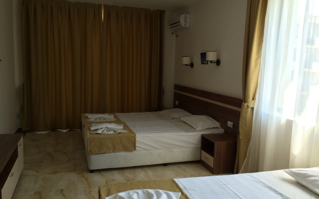 Hotel Palm Residence