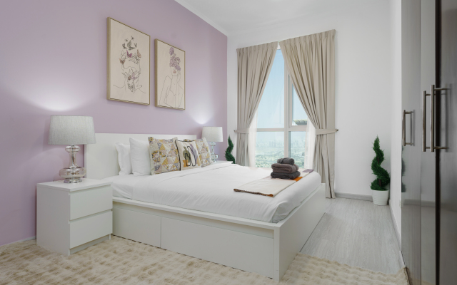 Апартаменты Unique & Stylish High Floor close to Marine Club