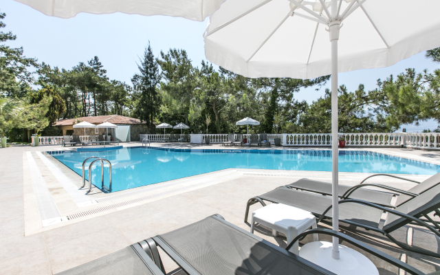 Pine Club Apart Hotel