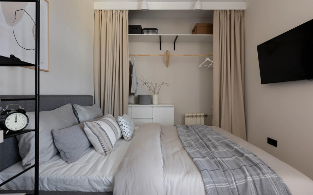 Uyutnaya Studiya u Nmkhts  im.Pirogova i metro Pervomayskaya Apartments