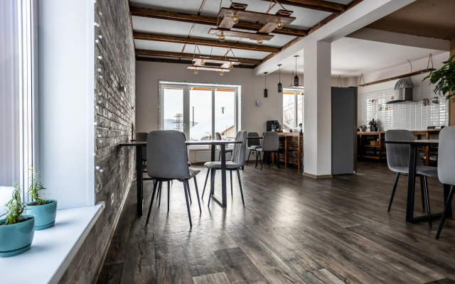 Ryzhiy poni Guest House