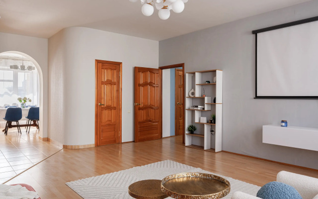 3-komn S Proyektorom Sunvilles Flat