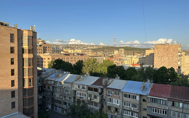 2-K, Ulitsa Yeznika Koghbatsi, Ko100 Flat