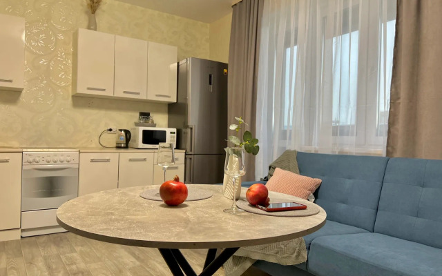 Квартира Отличная, уютная студия в ЖК Крислалл Crystal apartment