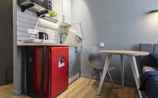 Studiya Komfort Stil V Tsentre Koroleva Apartments