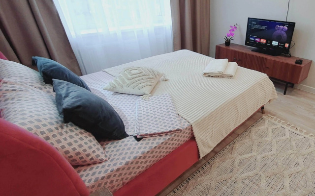 Uyutnaya Dizaynerskaya Studiya Flat