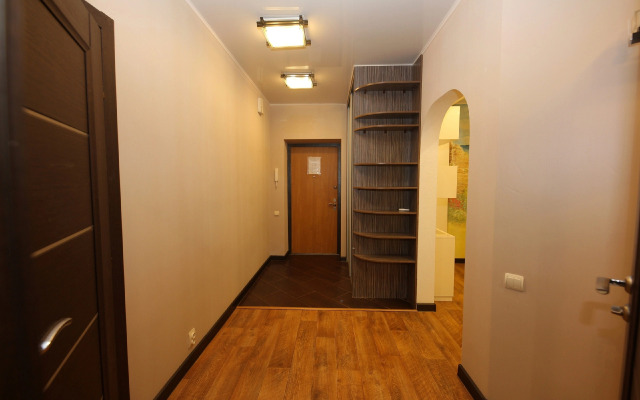 Квартира 3 комнатная квартира улица Комсомольская,75