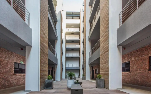 Отель The Docklands by ITC Hospitality