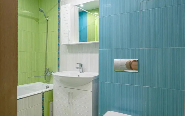 Apartamenty Ladgorna cetyrehkomnatnye  vozle TC Galerea