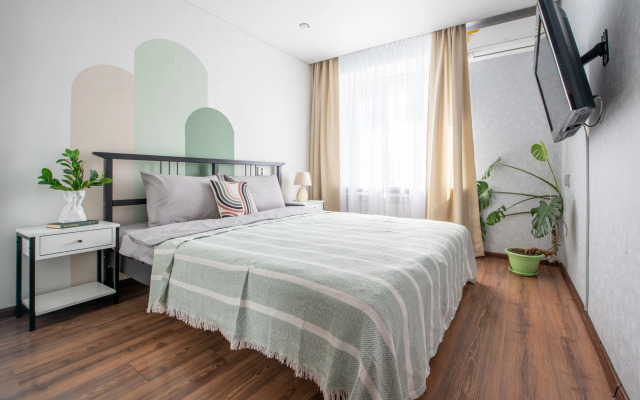 Uyutnaya Dvukhkomnatnaya Kvartira Flat