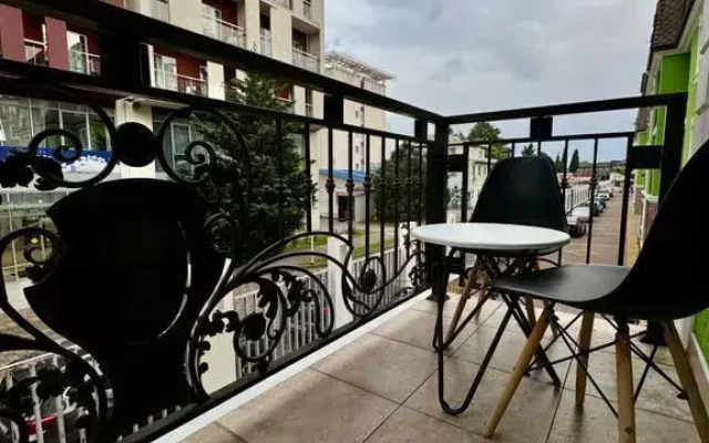 Na Tavricheskoy 7k2 Flat