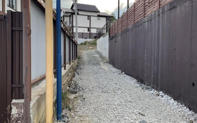 Blago House 130m2 S Barbekyu I Parkovkoy Private house