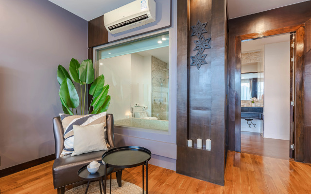 Апартаменты Majestic 2BR Residence with garden view in Regent