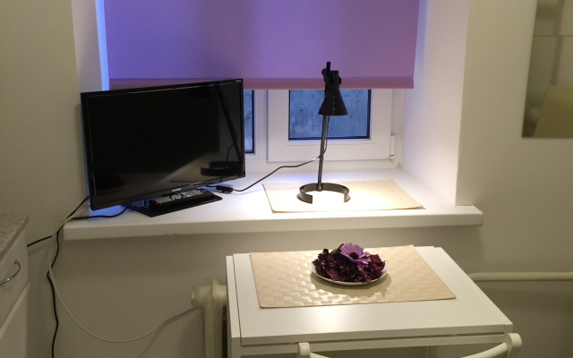 Mikro Studiya Na 12-J Linii Vo Apartments