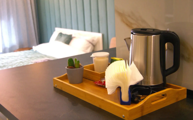 Квартира студия изумрудная в ЖК премиум класса