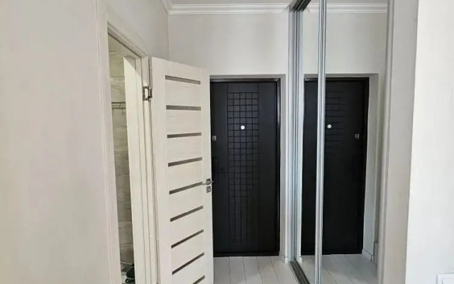 More Rooms Na Naberezhnoy Apartments