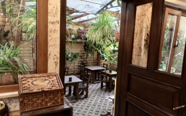 Kosk Hotel