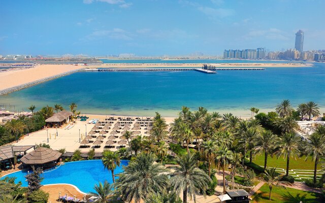 Le Méridien Mina Seyahi Beach Resort & Waterpark