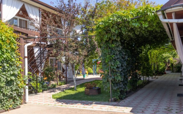 Uyutnyij Otdyih Guest House