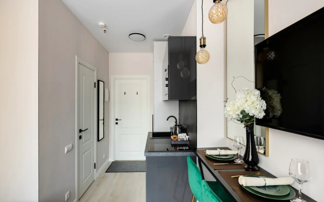 Апартаменты Квартира студия SUNNY DAY, Берёзовая аллея 19к3