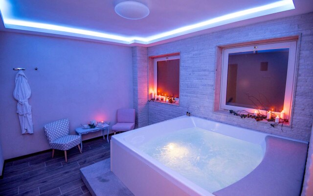 Antica Quercia Villa & Spa Apart-Hotel