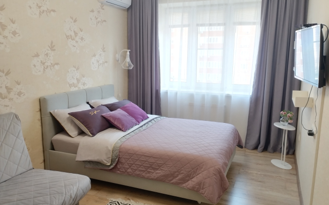 Cozy house near the park Galitskogo Apartments