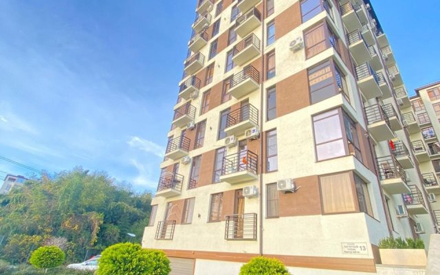 More Kvartir S Panoramnymi Pknami Vid Na Bambukovuyu Roshchu Flat