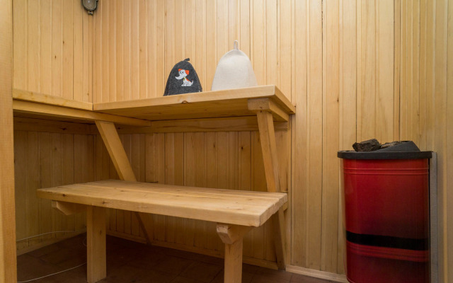 Na Ulitse Dovatora 42V Flat