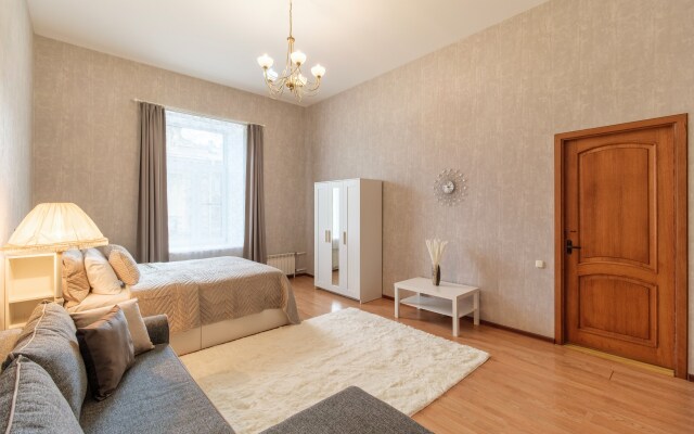 Апартаменты Видовые у Казанского собора 2 спальни 2 сан.узла 12 гостей