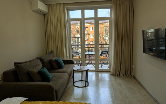 Uyutnaya V Samom Tsentre Goroda Flat