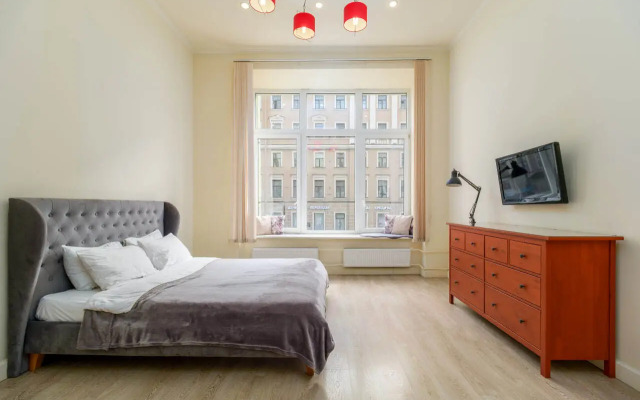 Квартира на Московском проспекте 1/2