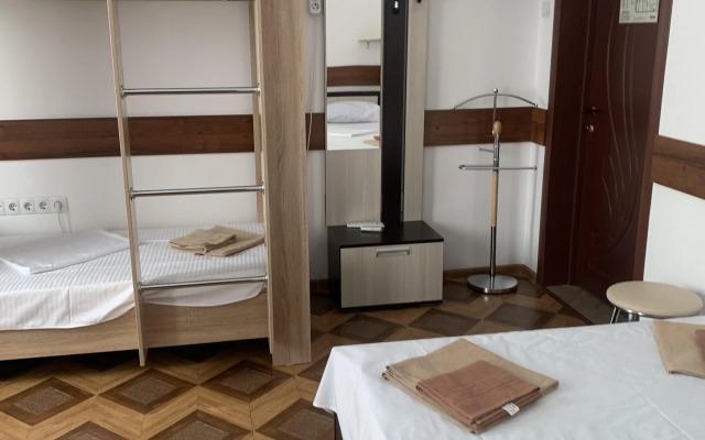 Отель Тихий дом